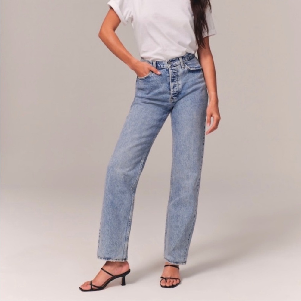 Abercrombie & Fitch The Dad High Rise Jeans